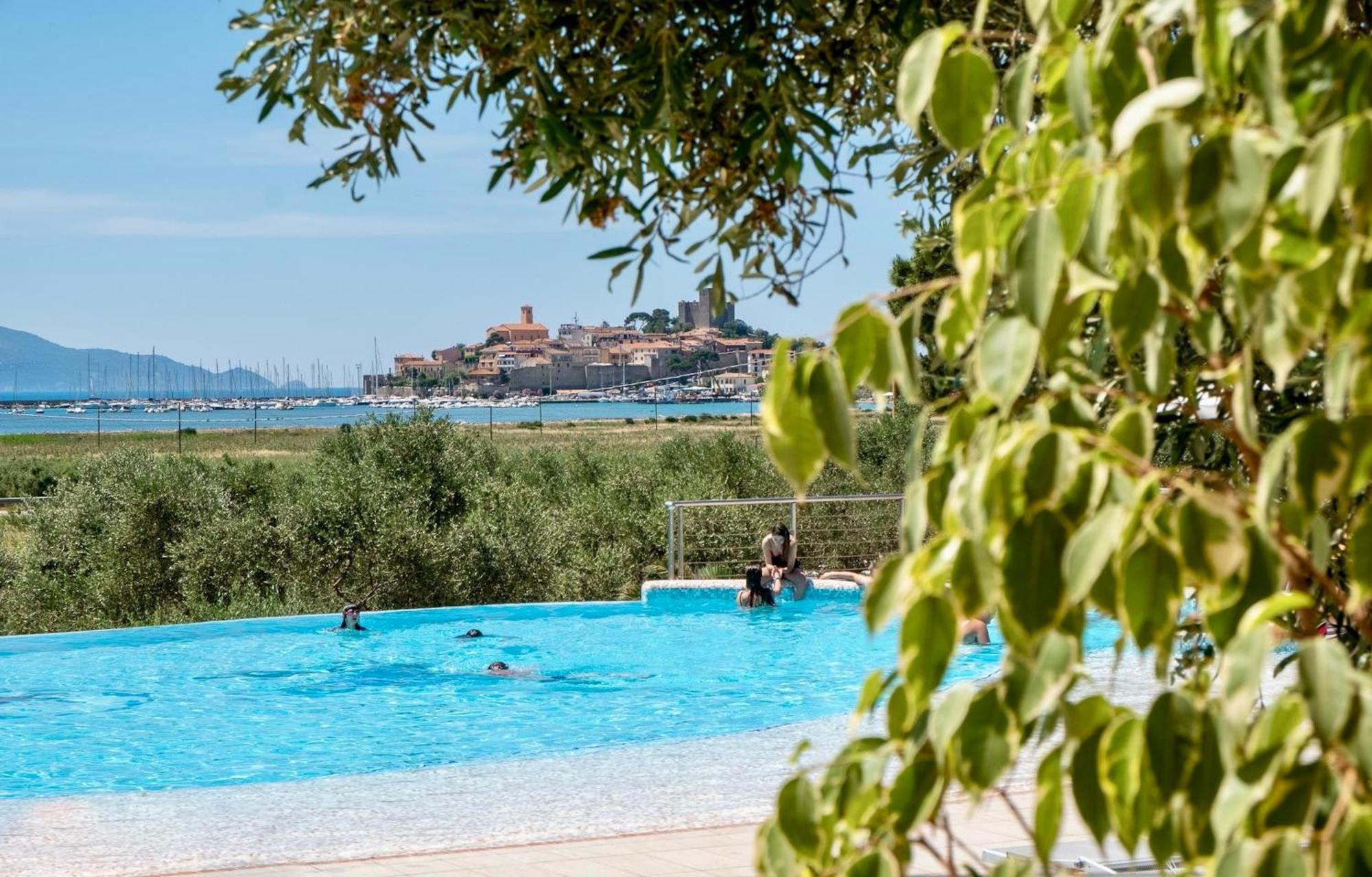 Isa - Residence With Pool And Private Beach In Talamone Just 500 Mt From The Beach Екстер'єр фото